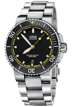 Buy this new Oris Aquis Date 43mm 01 733 7653 4127-07 8 26 01PEB mens watch for the discount price of £1,107.00. UK Retailer.